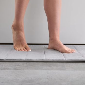 Linenspa Memory Foam Bath Mat 20 x 30-inch